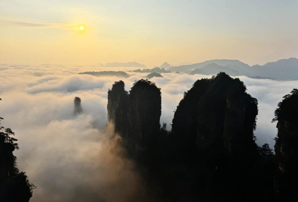 zhangjiajie Grand Canyon & Caves