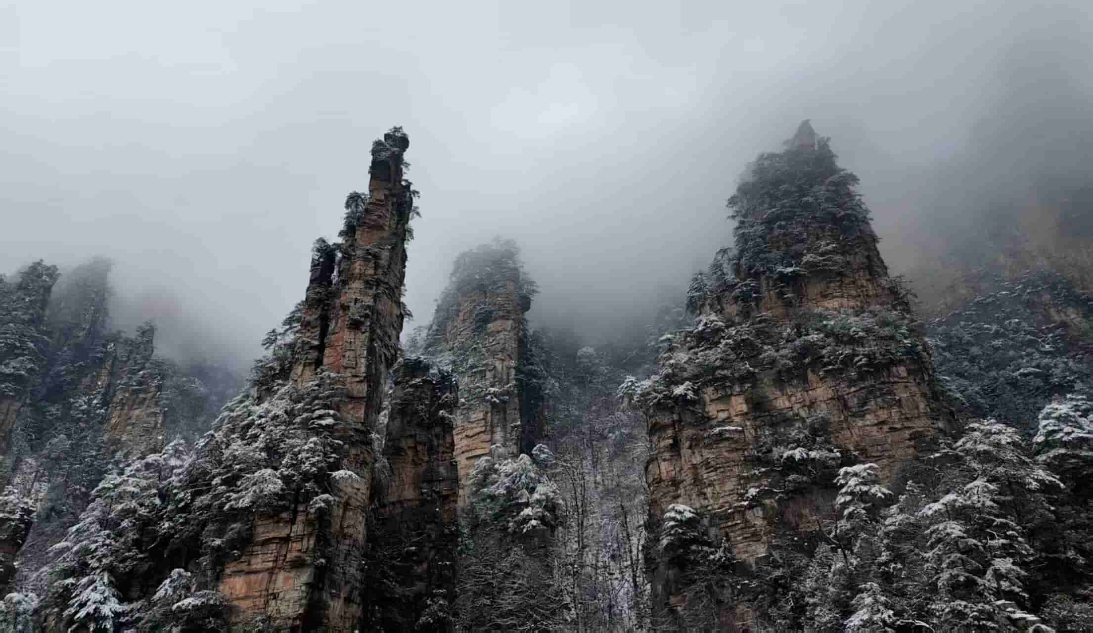 What is the best month to visit Zhangjiajie?