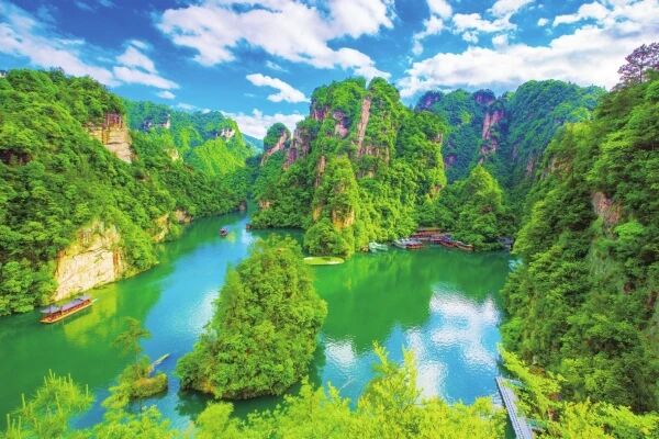 Baofeng Waterfall and Eagle’s Nest Village